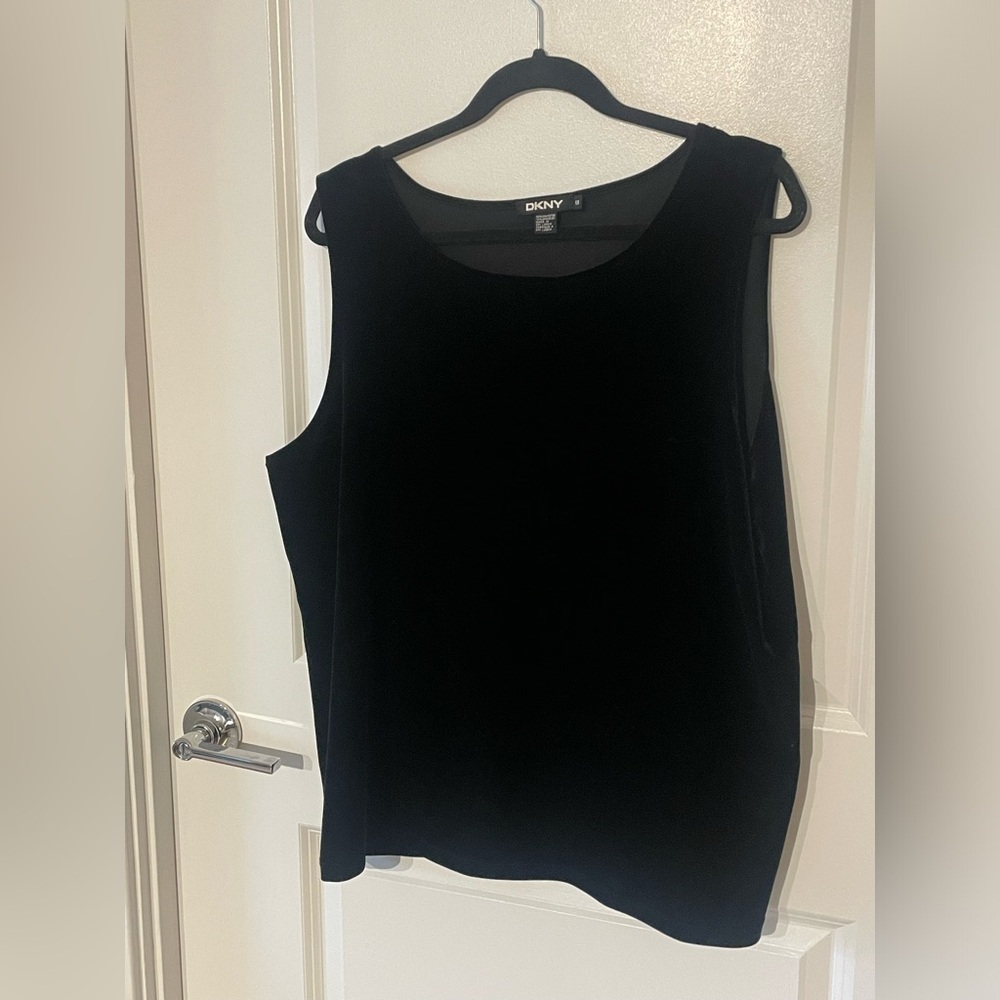 Black Velvet DKNY 1X Tank Top